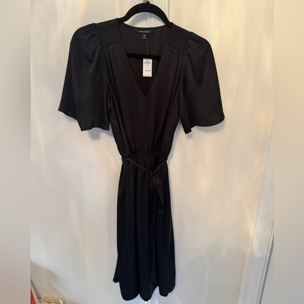 Banana Republic SATIN FLUTTER-SLEEVE DRESS